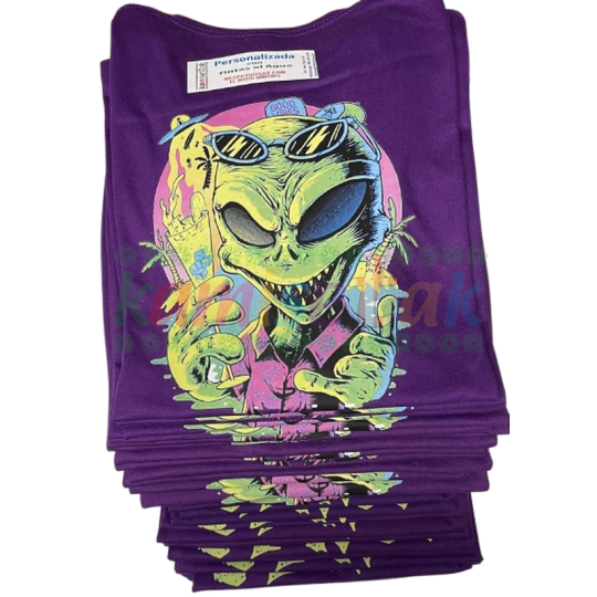 Camisetas moradas de fiestas Los Otros