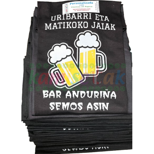 Camisetas negras de fiestas Uribarri y Matiko
