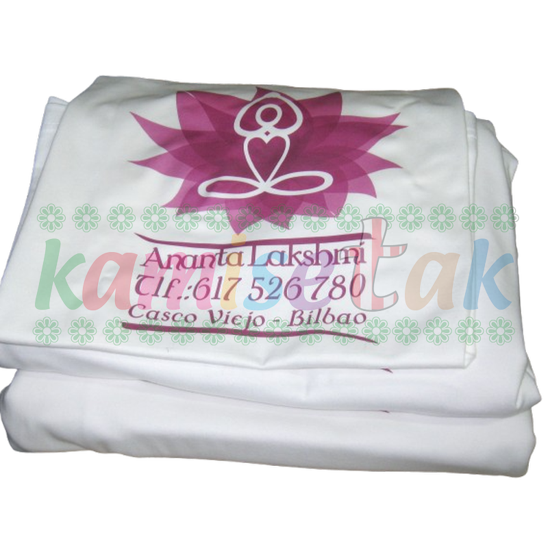 Camisetas blancas academia de yoga Ananta Lakshmi