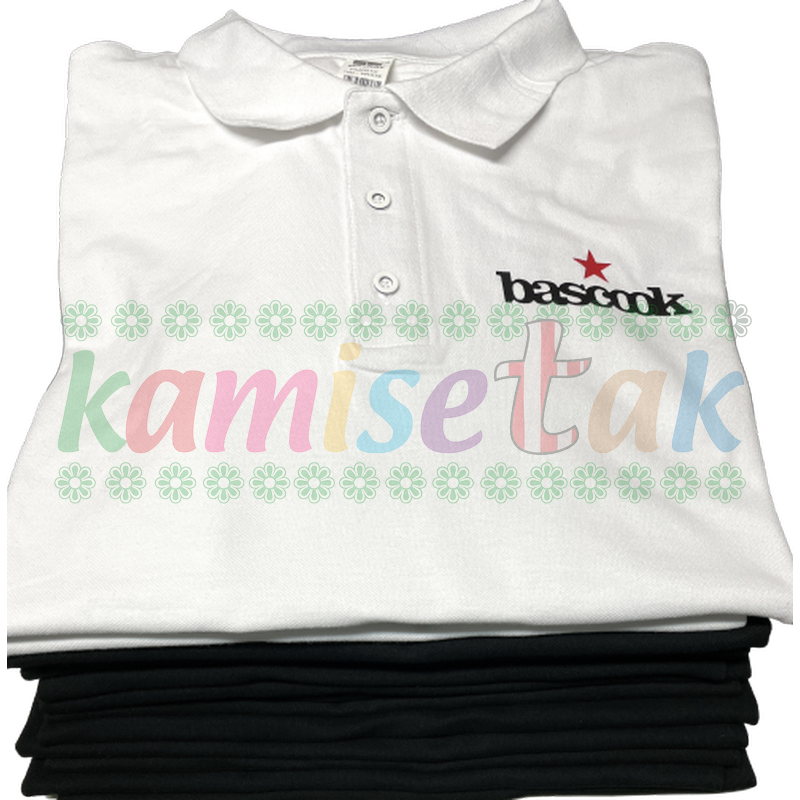 Polos blancos de restaurante BASKOOK