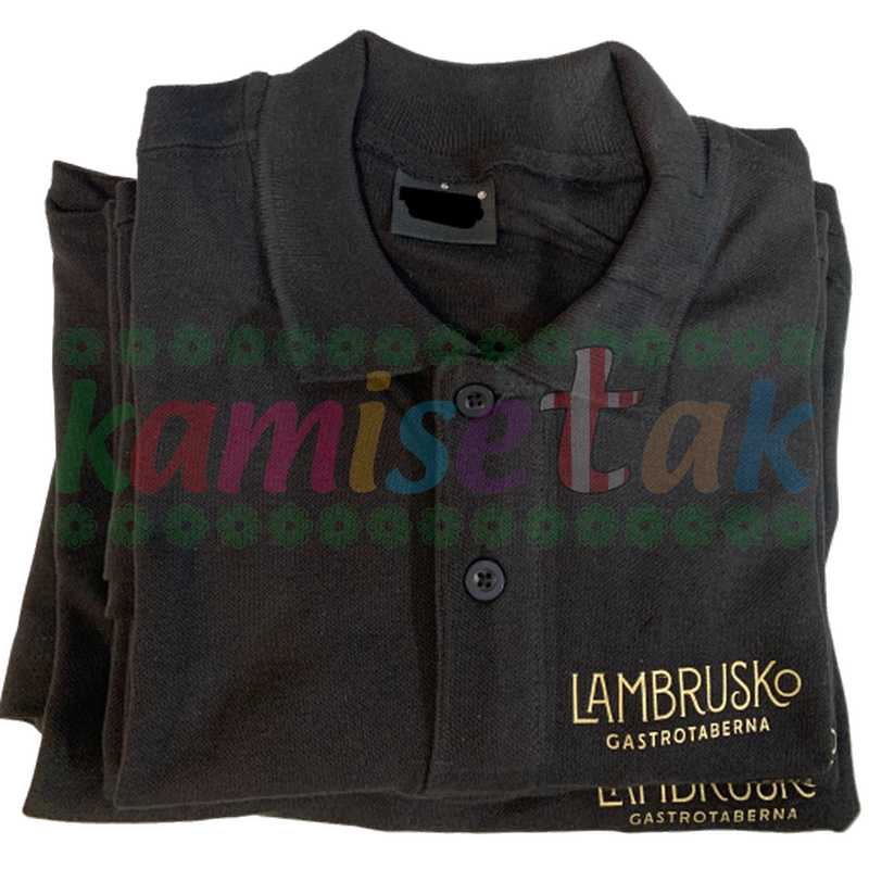 Polos negros Bar Lambrusco