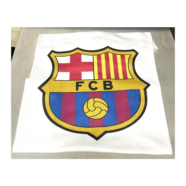 Camiseta con escudo del Barça