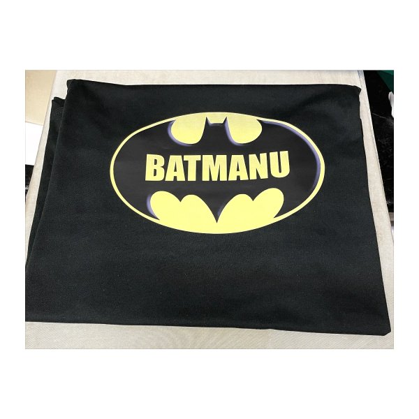 Camiseta "BATMANU"